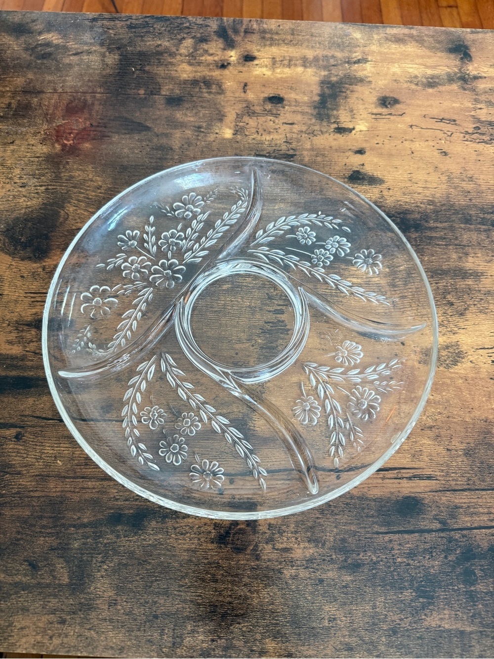 Clear Floral Glass Serving Platter - Clear